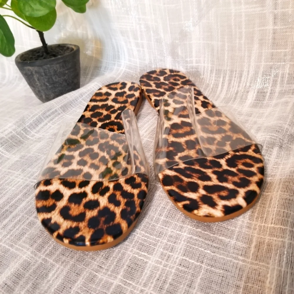 Women's Slide Sandal Animal Print Size 11